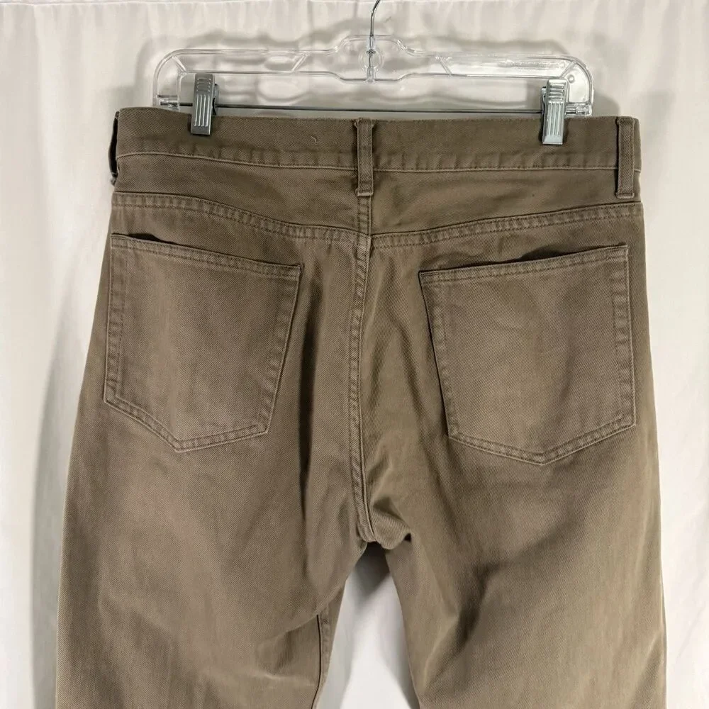 J. Crew The Sutton Jeans Men's 33x32 Green Straight Leg Pockets Flat Front Denim